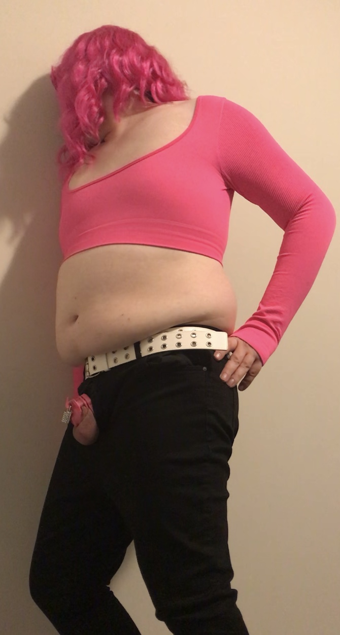 Sissy Donna exposed in pink and black