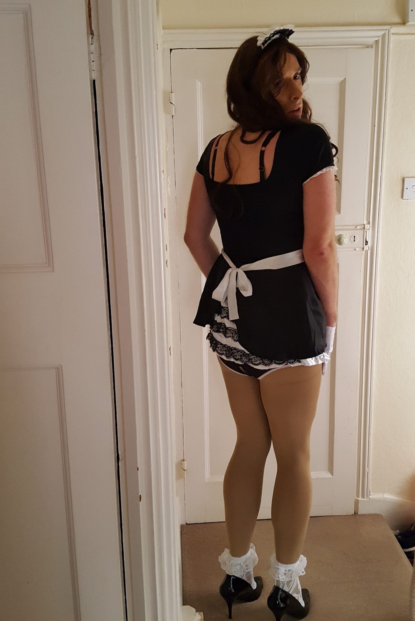 sissy maid michelle