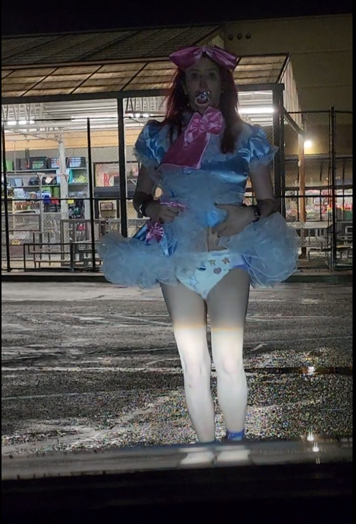 Sissy Lexi Information/Video Risk