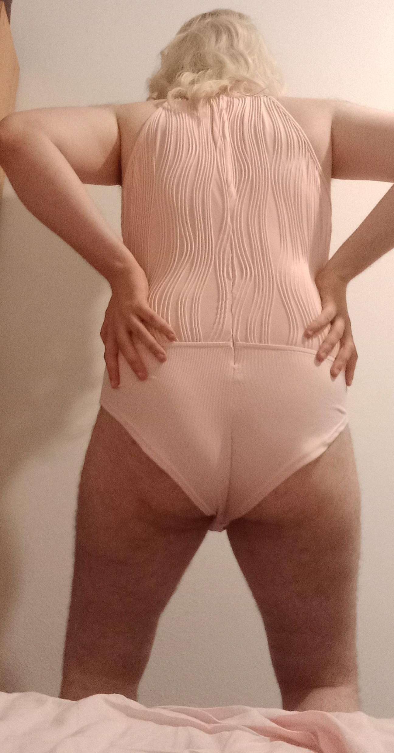 Nice and cock hungry sissy