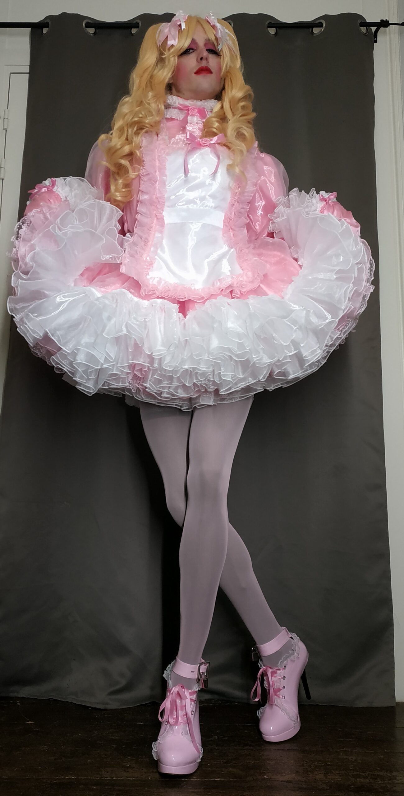 Pink sissy maid Marga exposed