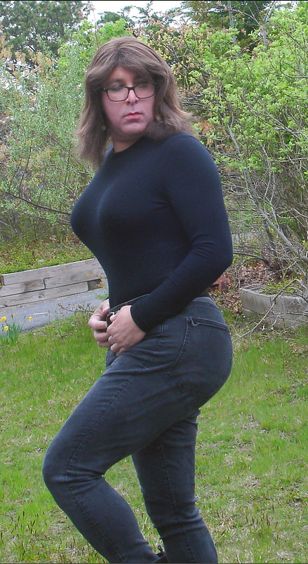 Andrea, sissy trans gurl out and about