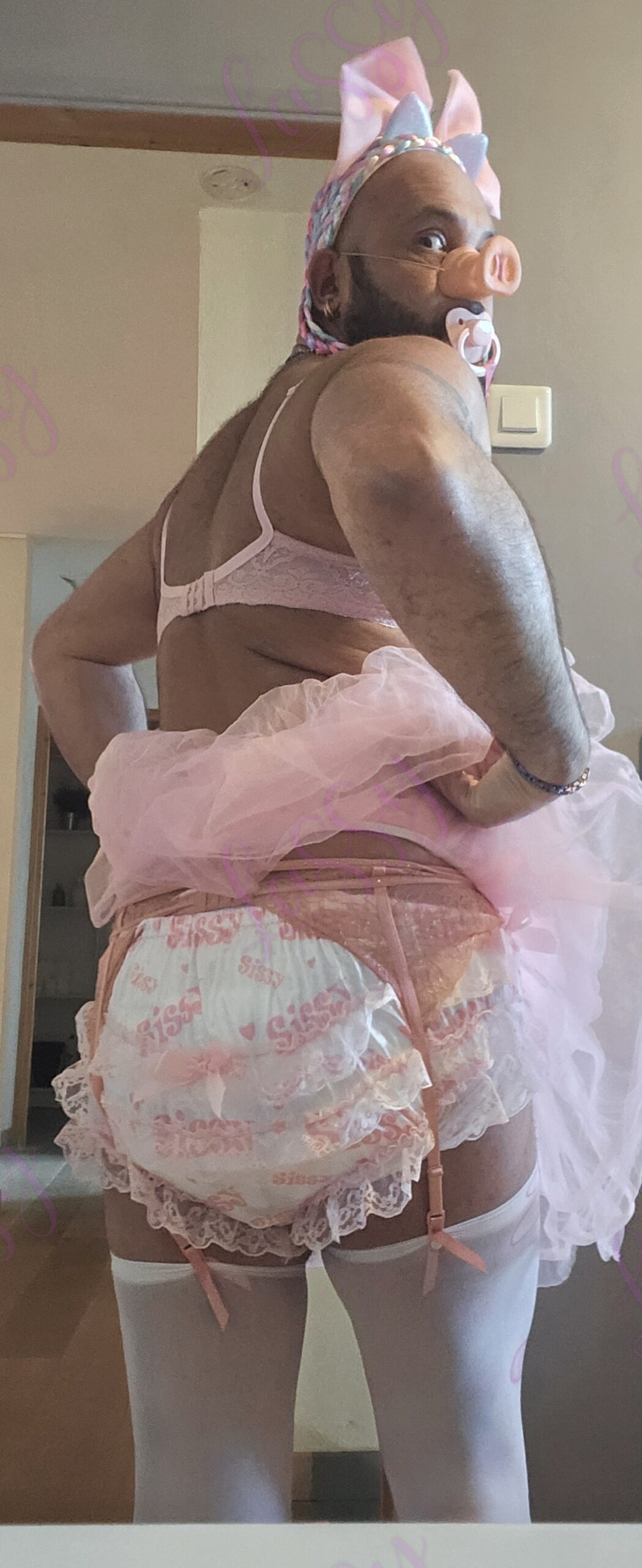 *** MAN FAILLURE***SissyLassy Diaper Sissy Piggy f4ggot***IM NOT A MAN***