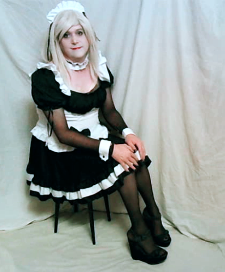 Sissy Maid Michele