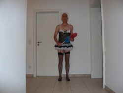 Sissy Joerg is a maid. Risk of information