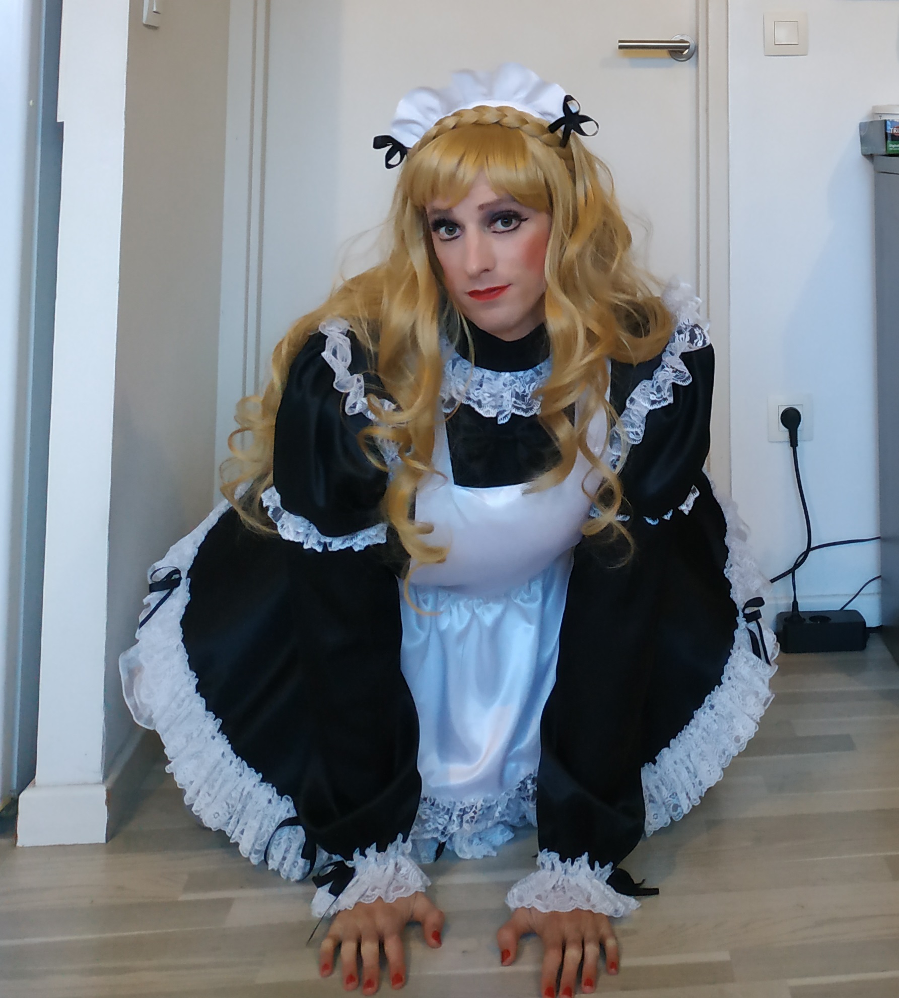Sissy Marga – Sissy Maid Marga