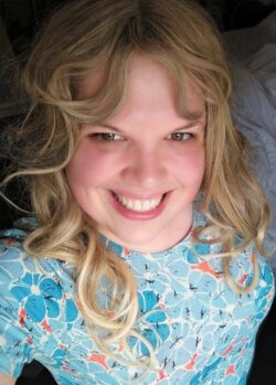 Sissy Carly exposed again