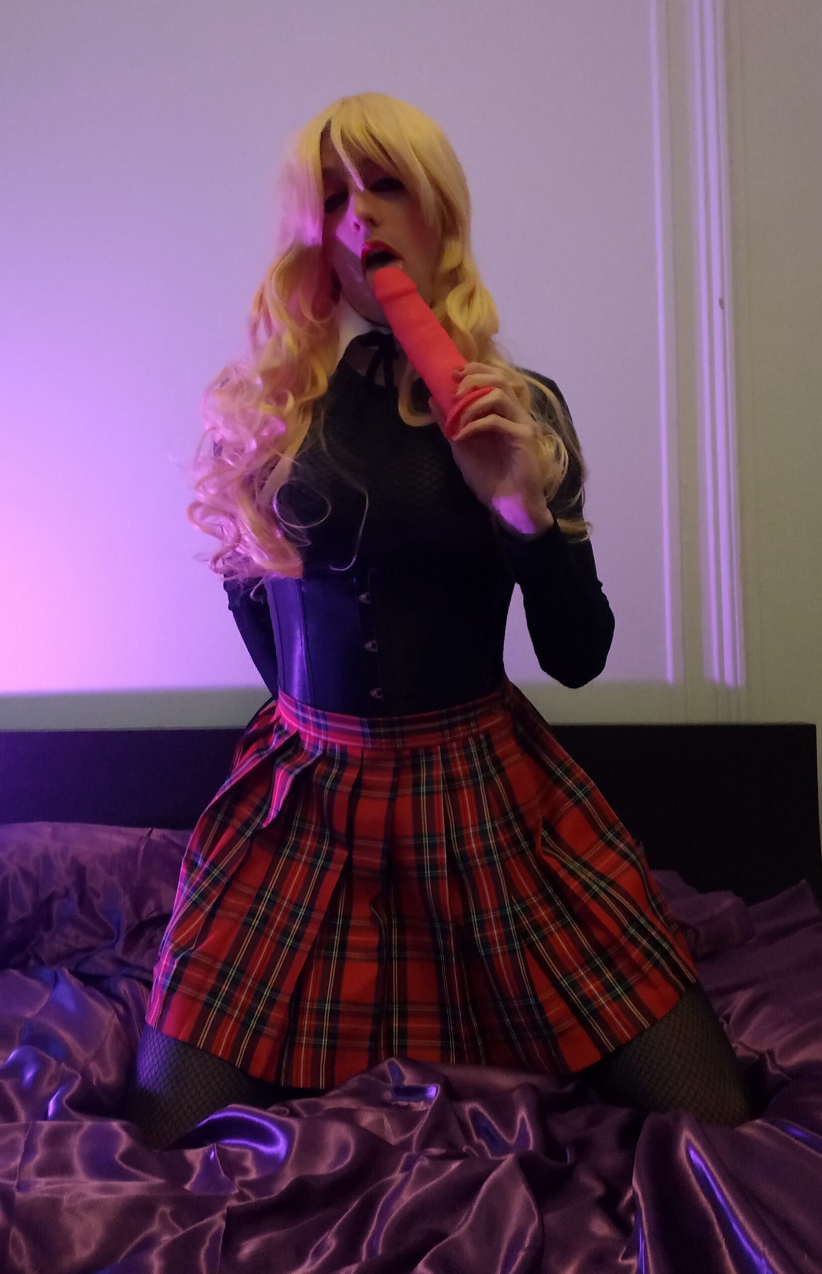 Sissy Marga – Short dress and dildo