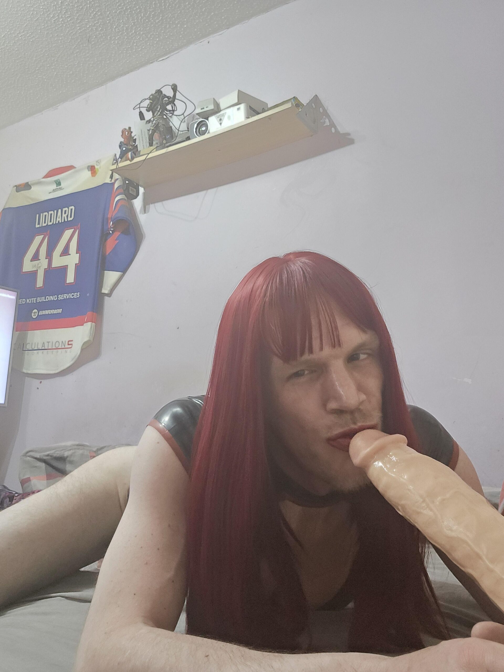 Luke wearne swindon sissy sl*t!