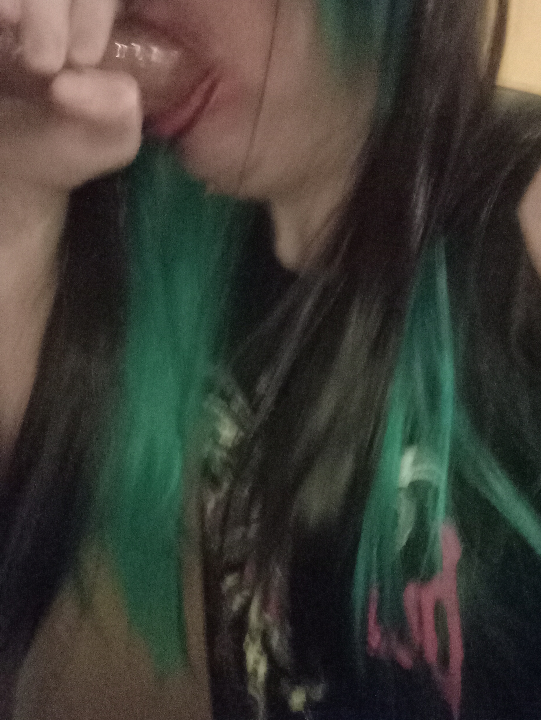 Sissy loves exposure