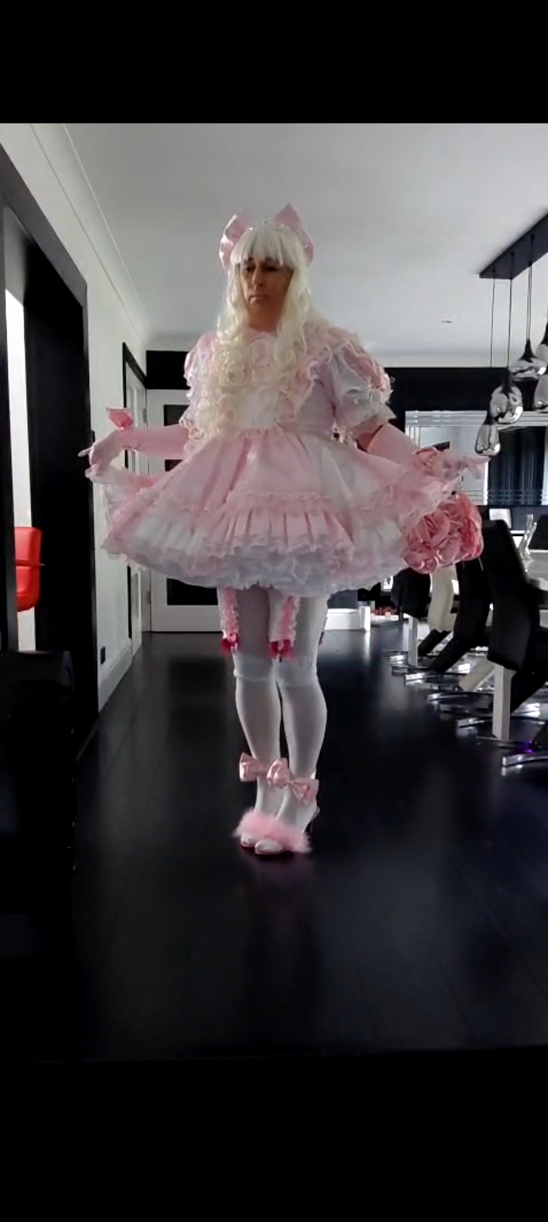 Sissy on poppers being silly