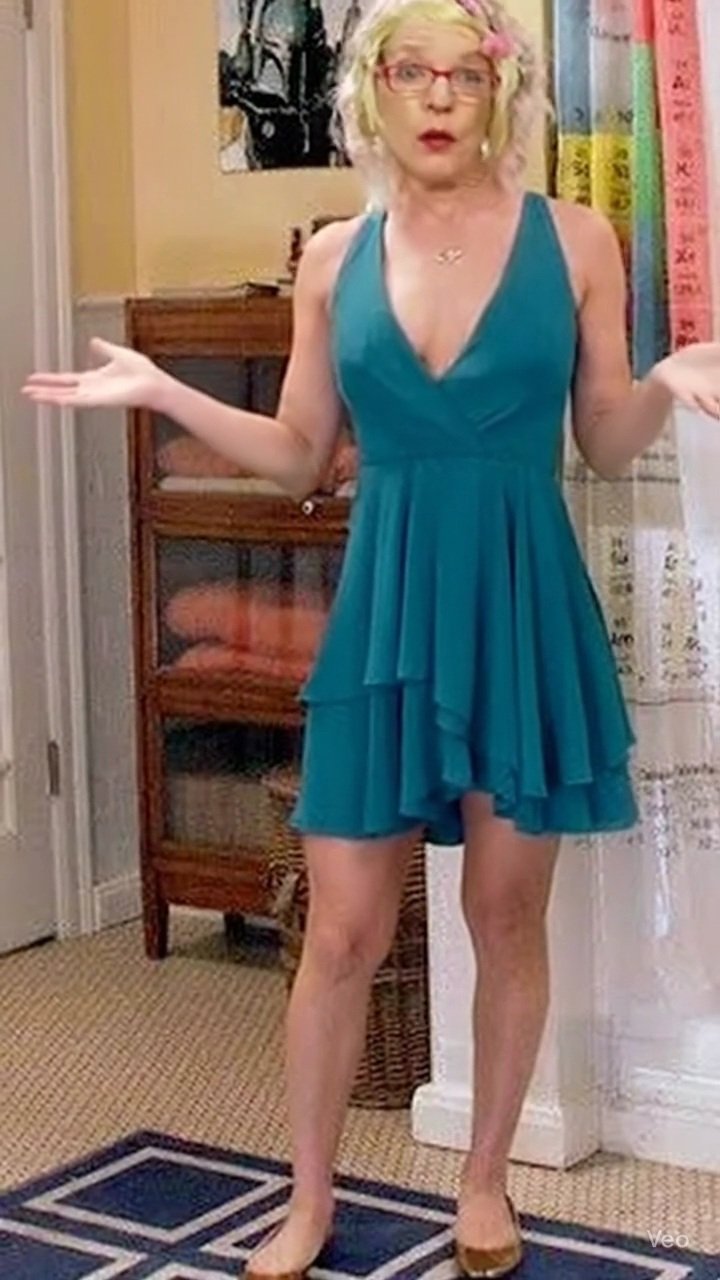 TVCarole’s a sissy exposure wh*re – repost and spread her pics