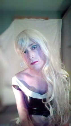 Sissy Ellie’s exposure