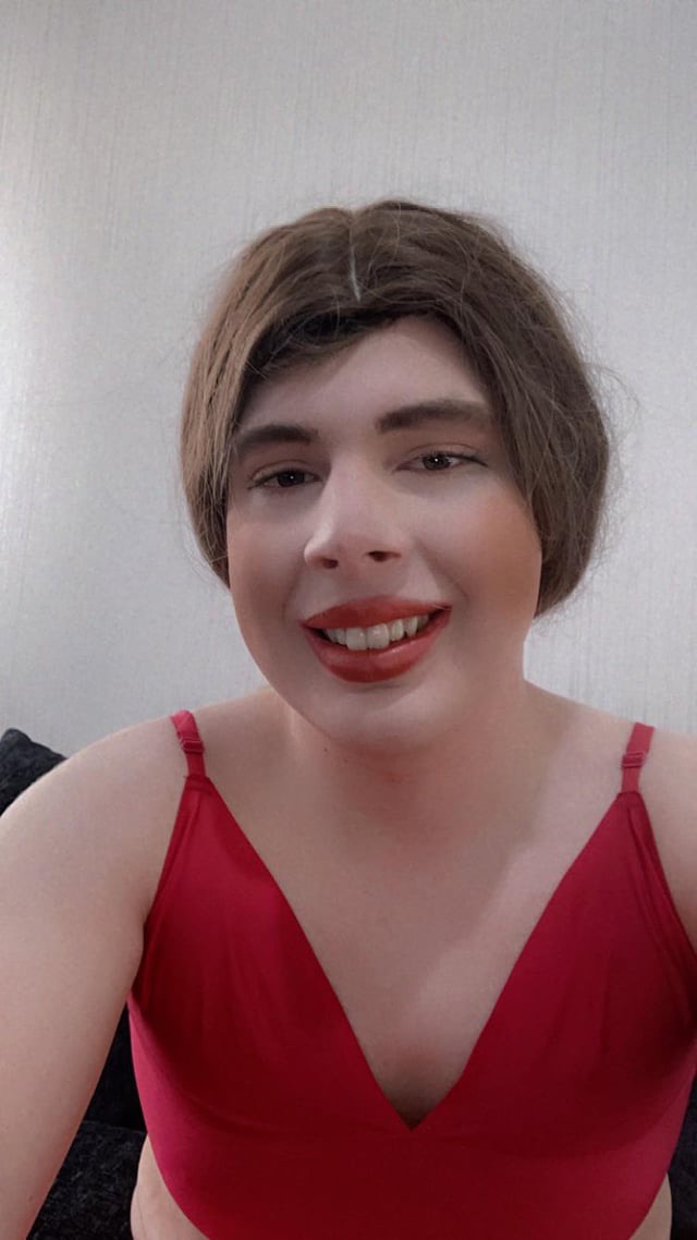 Sissy Chloeb bondage sl*t