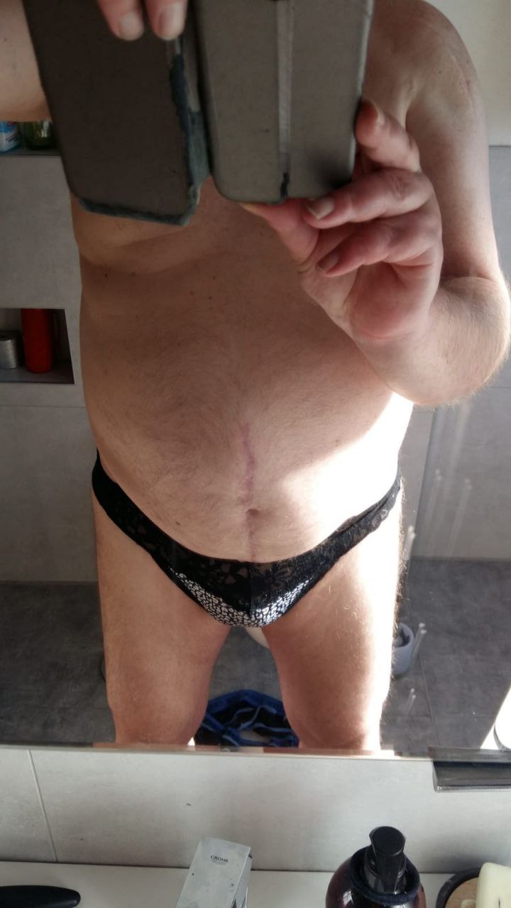 Exposed poppers sl*t burrow