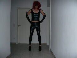 joerg sklave – Sissy in black