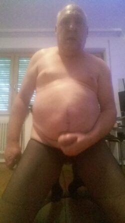 Sissy burwo poppers sl*t high and intoxicated with poppers ruined