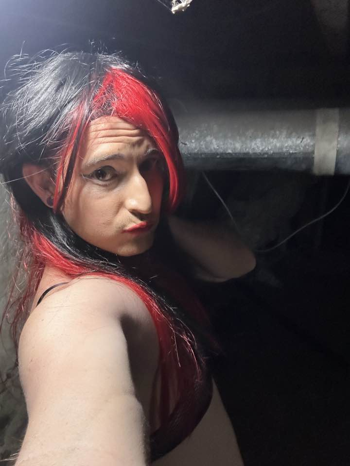 Sissy tay getting fucked and sucking cock