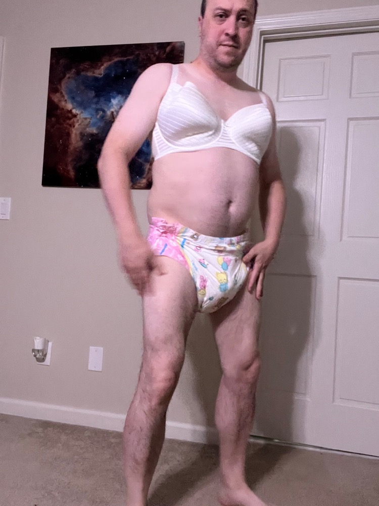 Desperate sissy sl*t exposure