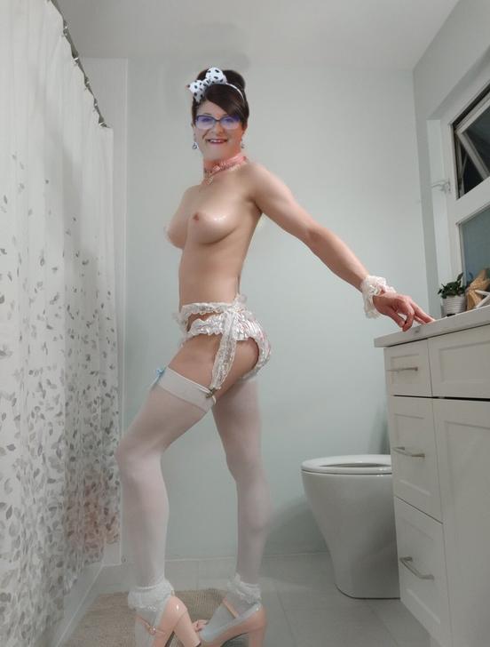 Sissy Rani showing her tits