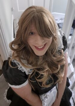 sissy maid michelle