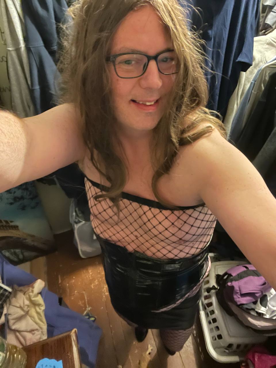 f*ggot begging for exposure