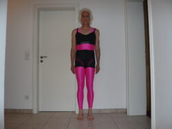 joerg sklave – pink – black