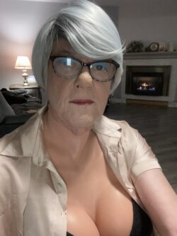 Married Sissy Who Loves To Suck And Swallow A Man’s Sperm