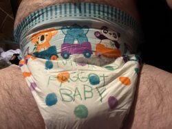 Blmwet1 – Diapered and drugged sissy