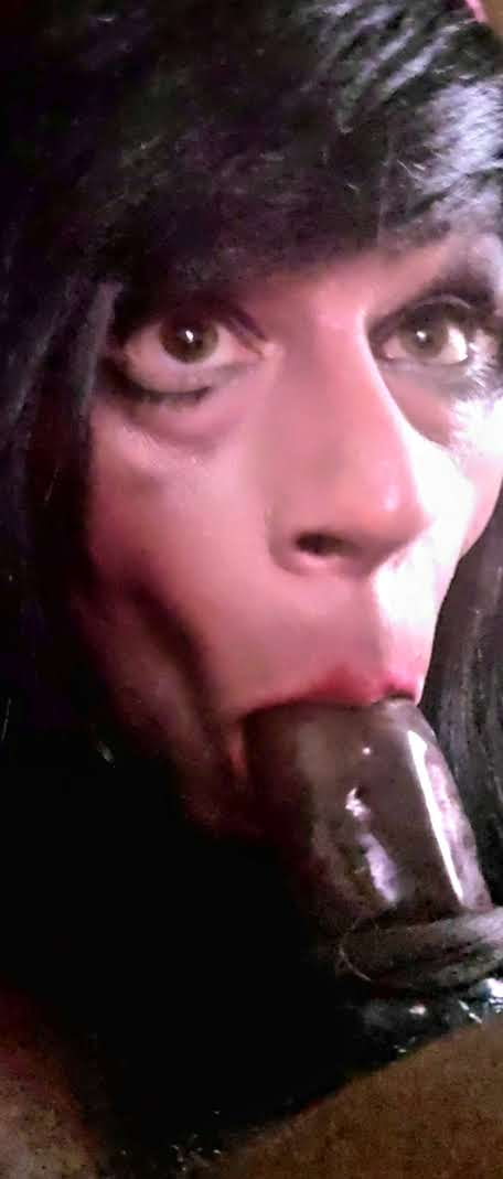 Groomed sissy sl*t for grampa