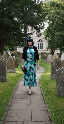 sissy Jan in the wife’s dresses