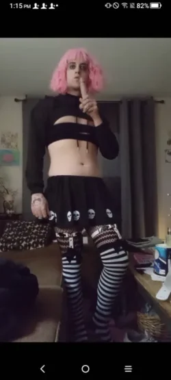 sissy bimbo sl*t Jett Burton aka Bambi exposed