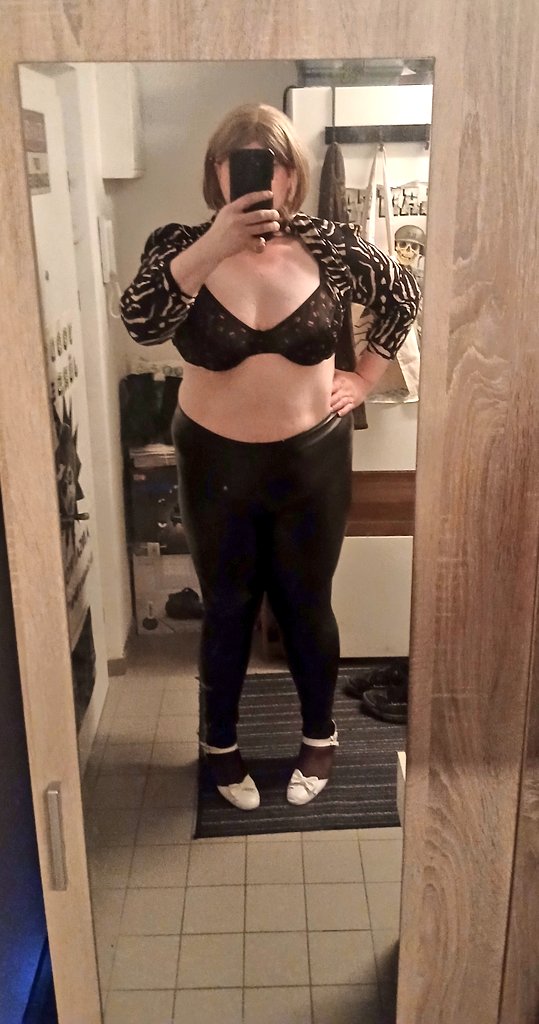 ~ Sissy Raphaela shows off
