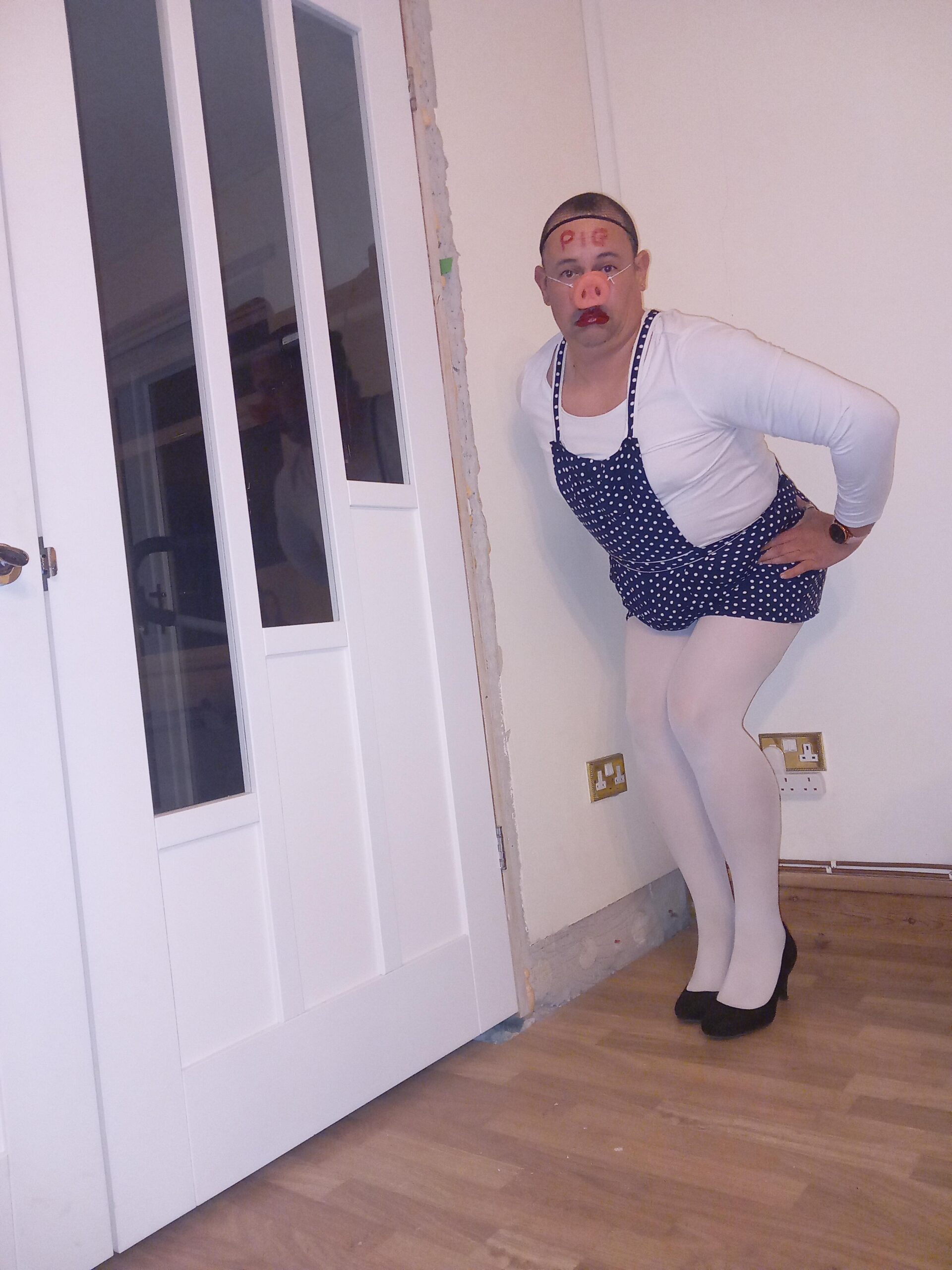 Sissy gavin such a pathetic poof