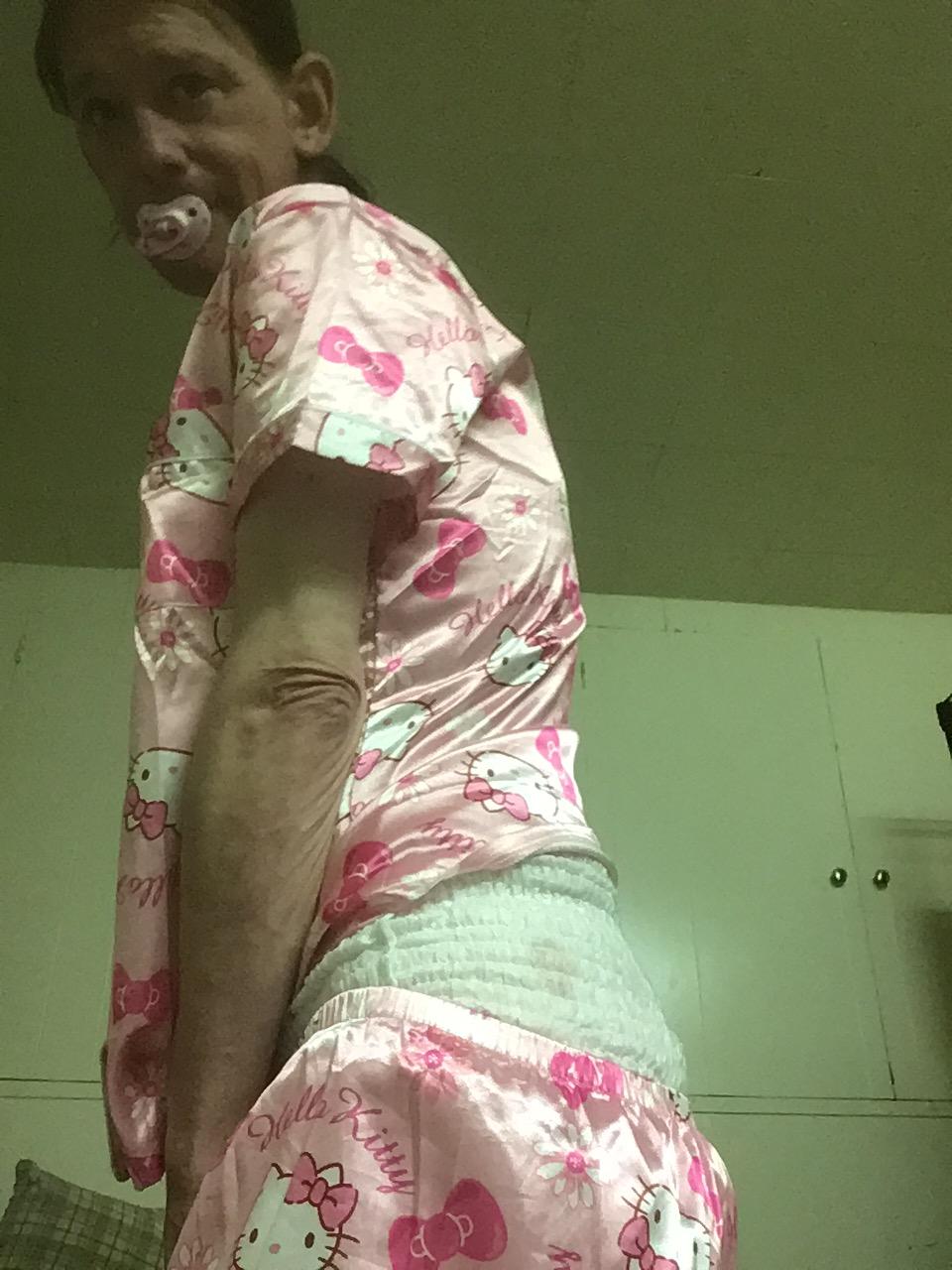 Gwen is such a naughty sissy sl*t