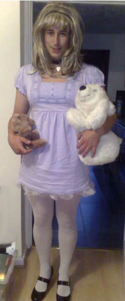 Sissy gavin such a pathetic poof