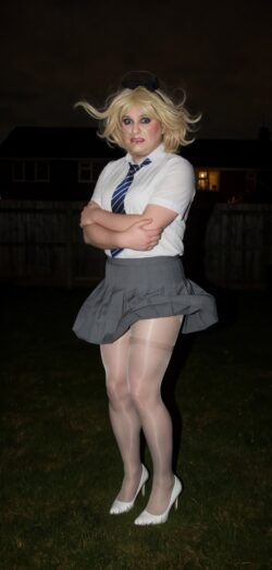 hanna sissy uk to be exposed and humiliated