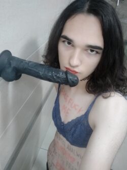 Sissy Sofia loves to be exposed