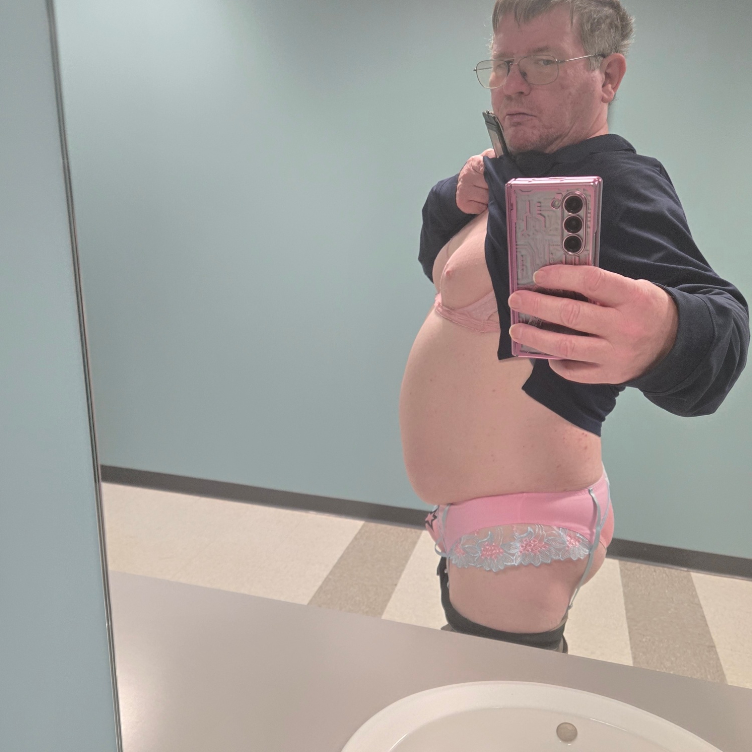 I am a sissy that needs to be bullied and used