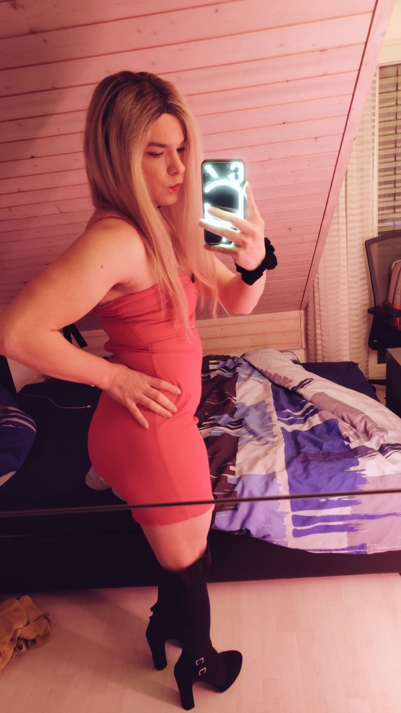 wh*re Chelsy exposed / TG: Rubysub Discord: chelsy.rose