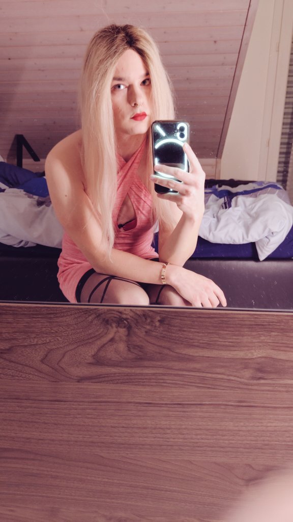wh*re Chelsy exposed / TG: Rubysub Discord: chelsy.rose