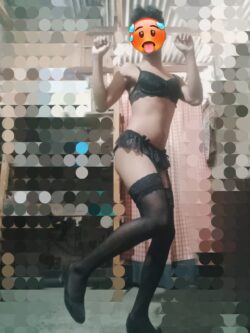 Sissy slave exposed