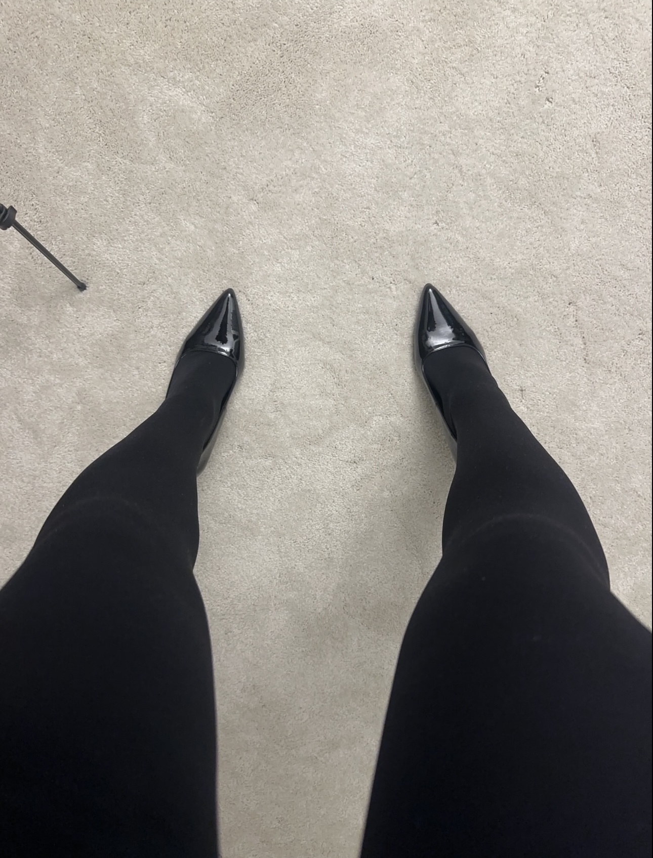 24 y/o Northern VA Sissy sl*t desperate for attention from real men!