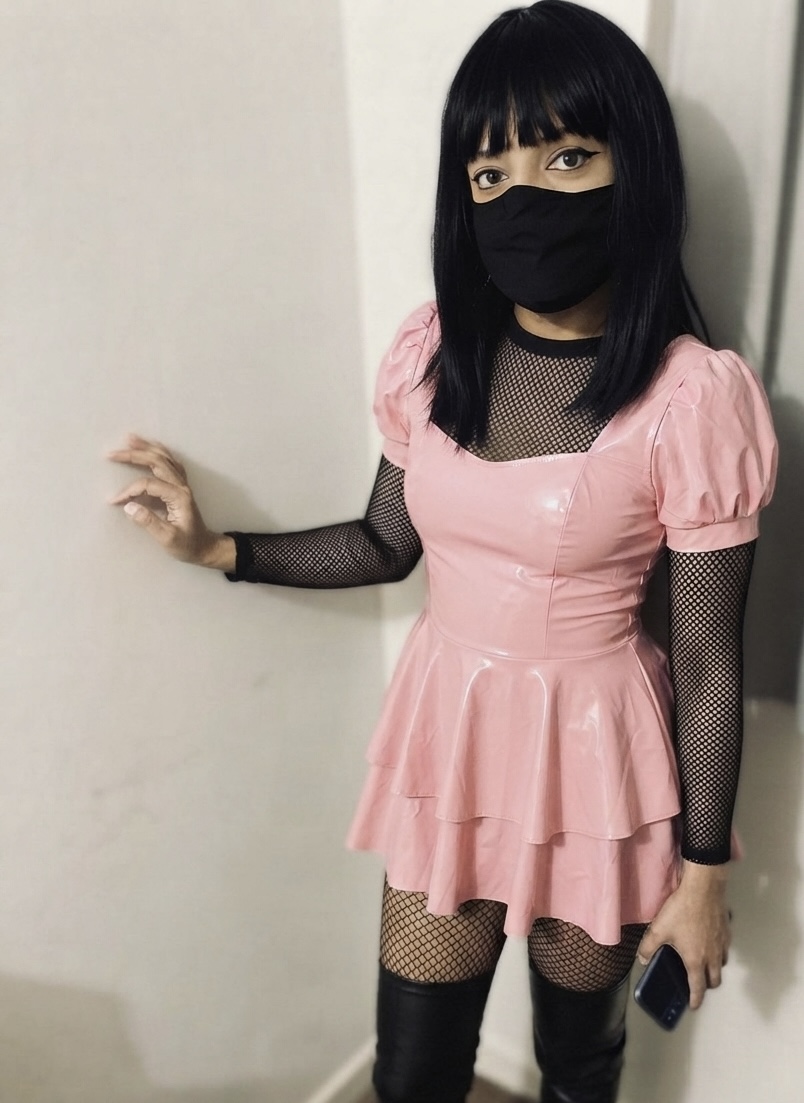 ~ Sissy Sophie exposed