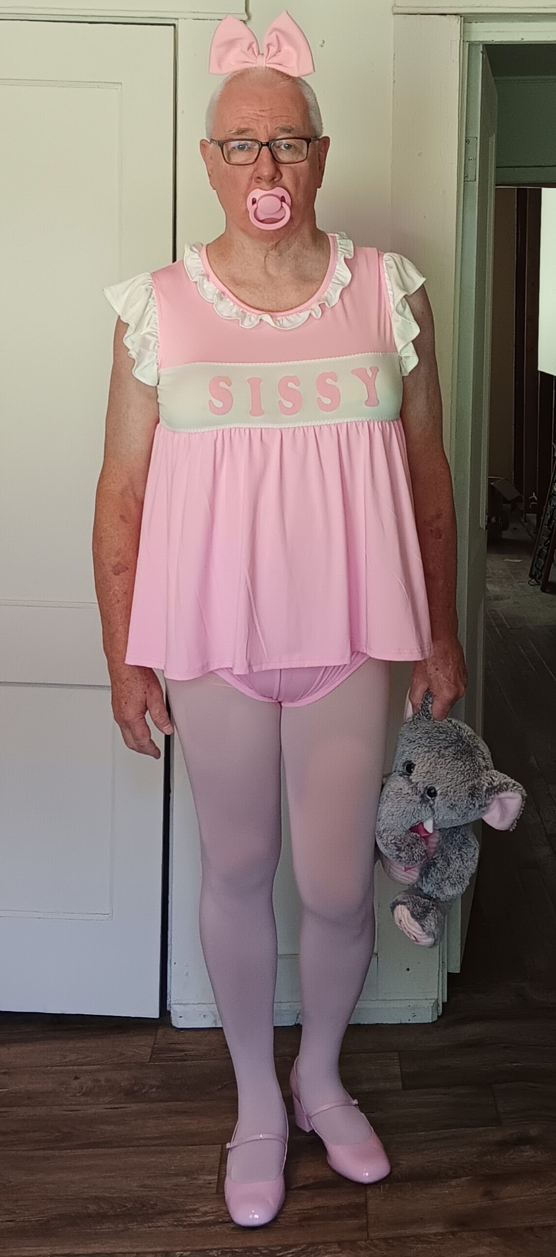 Pathetic submissive sissy