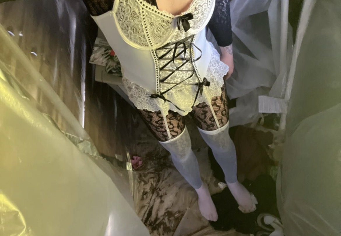 Expose this sissy