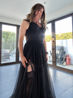 Sissy Bryony elegant in long dress
