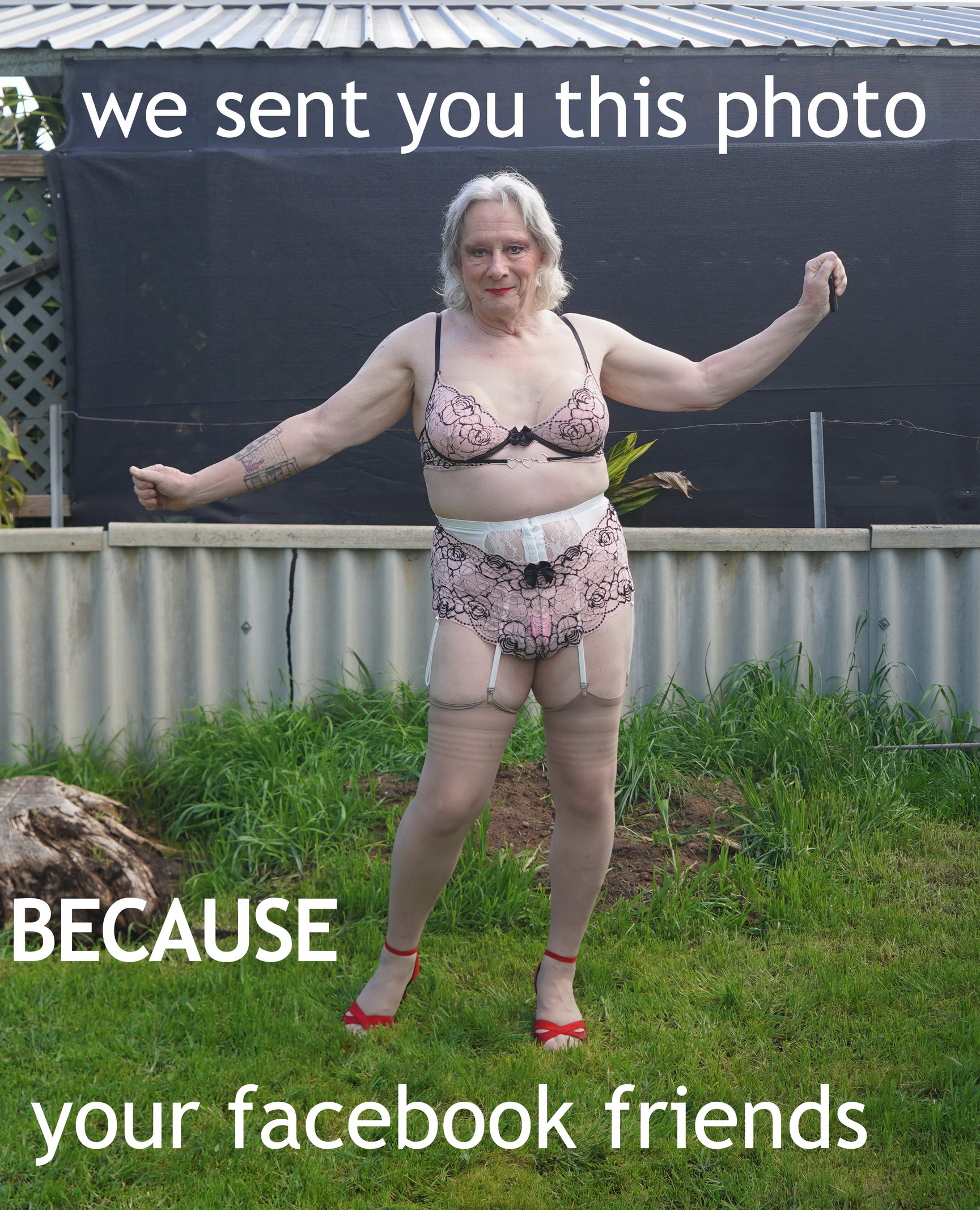 ~ exposure game – see inside!