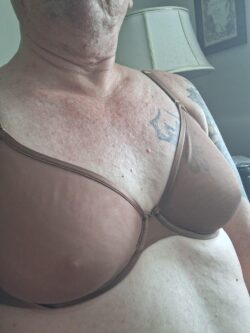 This sissy needs to be reminded by random men that she is nothing but a sis