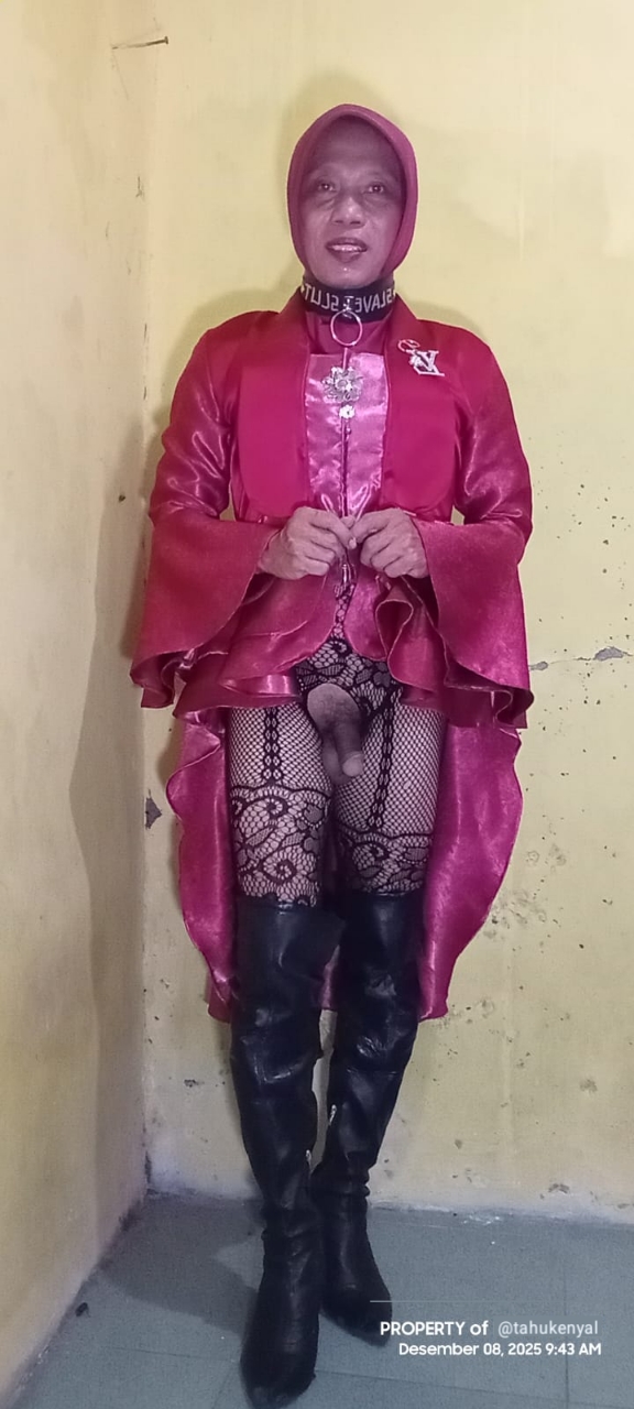 Sissy cderdog slave